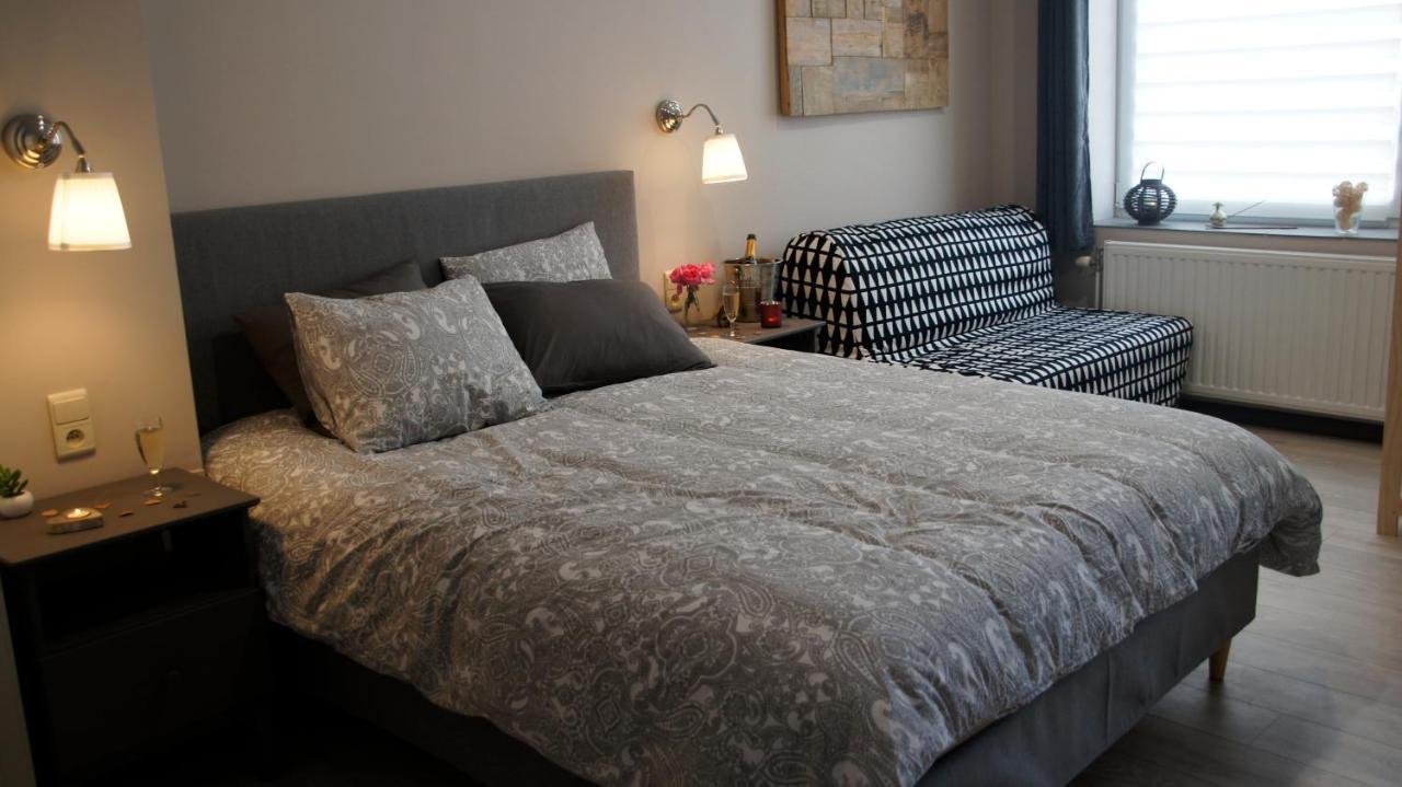 Apartamento Les Petits Nids De Nina 2 Fosses-La-Ville Exterior foto