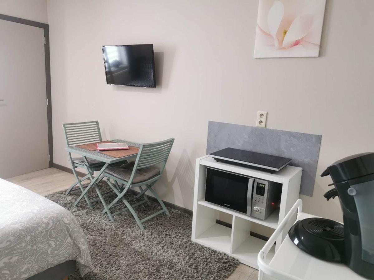 Apartamento Les Petits Nids De Nina 2 Fosses-La-Ville Exterior foto