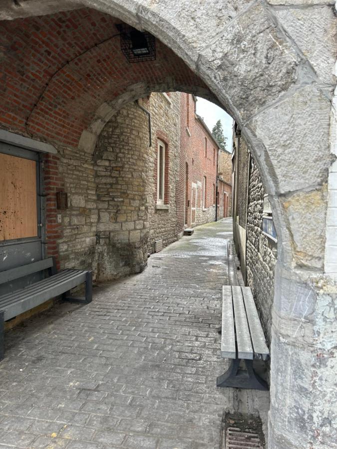 Apartamento Les Petits Nids De Nina 2 Fosses-La-Ville Exterior foto